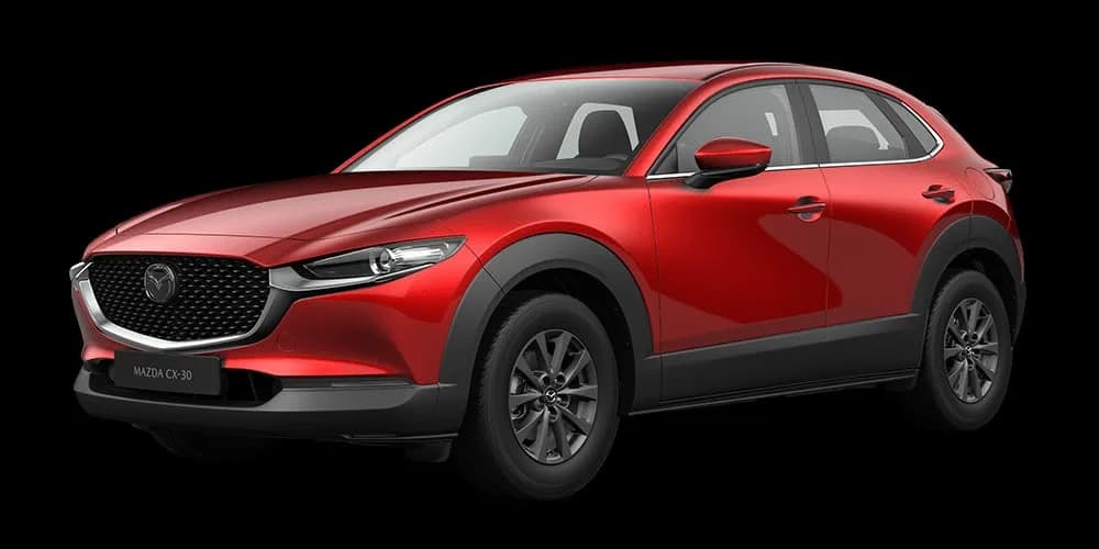 Mazda CX-30 — vedere din față-lateral, pe fundal negru